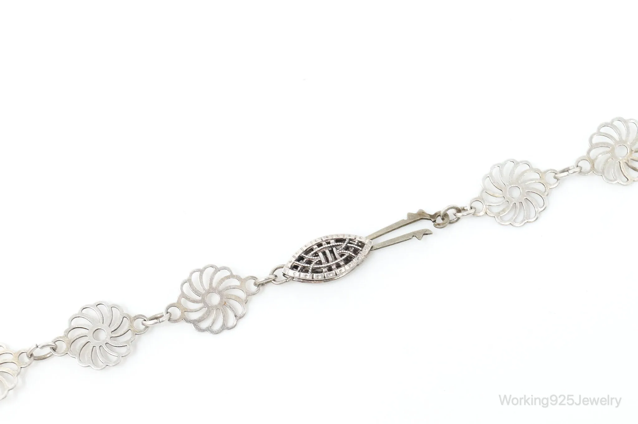 Antique Flowers Pattern Sterling Silver Necklace