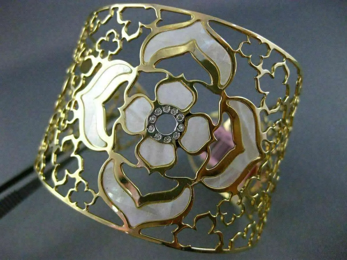 ESTATE LARGE .15CT DIAMOND 14K YELLOW GOLD MOTHER OF PEARL BLOOM BANGLE BRACELET