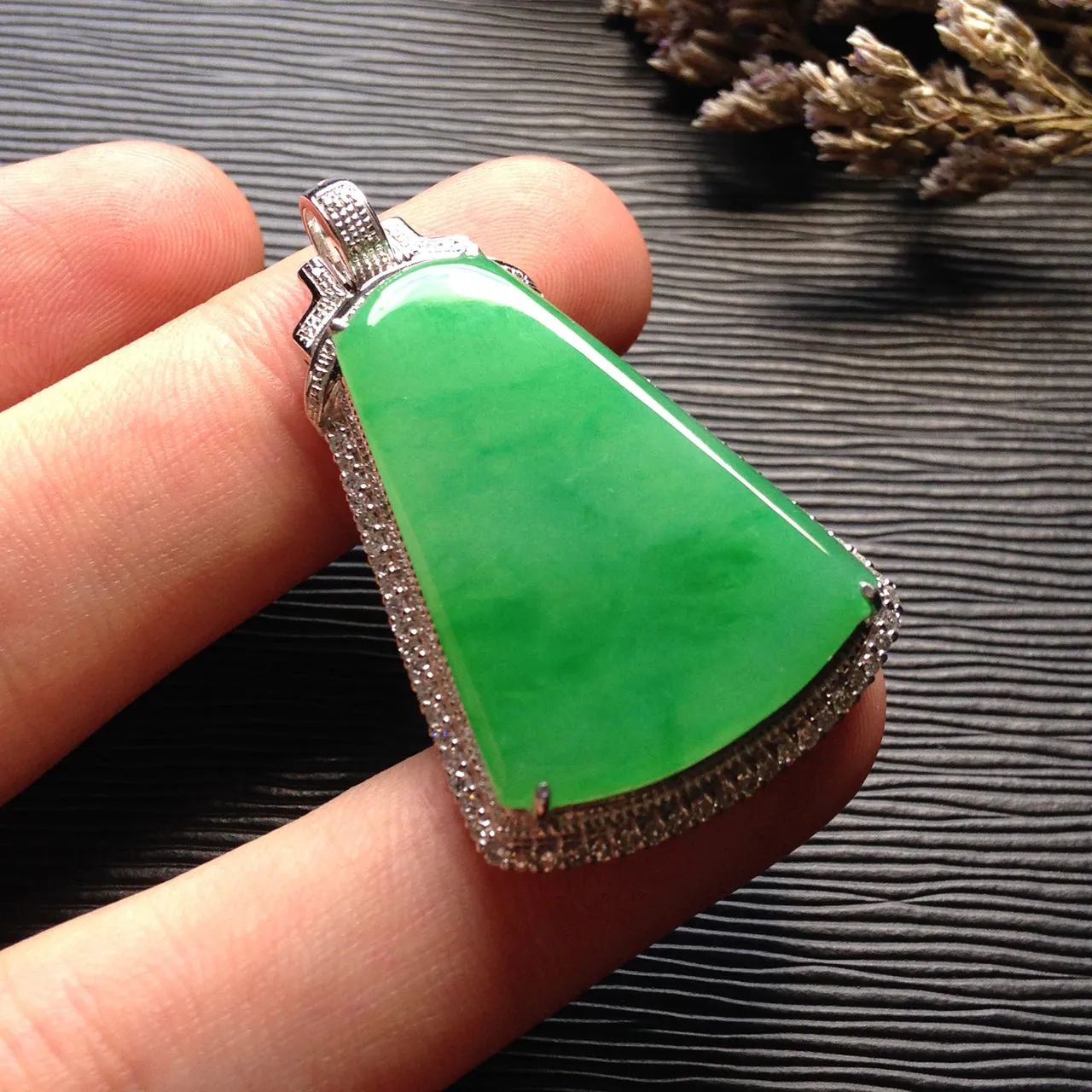 Natural Jade Pendant Jadeite Gold Pendant PT426