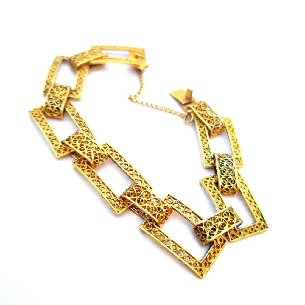 Silver filigree bracelet, link bracelet. Circa 1950. Antique jewelry.