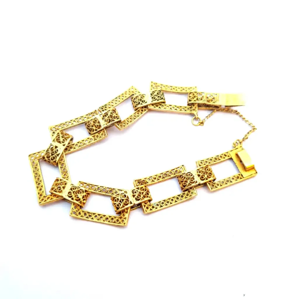Silver filigree bracelet, link bracelet. Circa 1950. Antique jewelry.