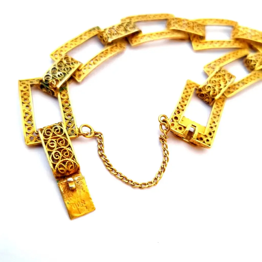 Silver filigree bracelet, link bracelet. Circa 1950. Antique jewelry.