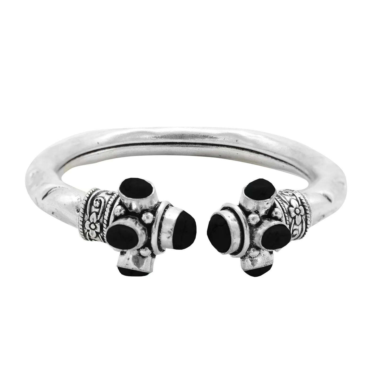 Teejh Zehar Black Metallic Silver Oxidized Jewelry Gift Set
